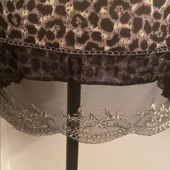 Hugging kisses Vintage stunning top size small - Picture 9 of 11